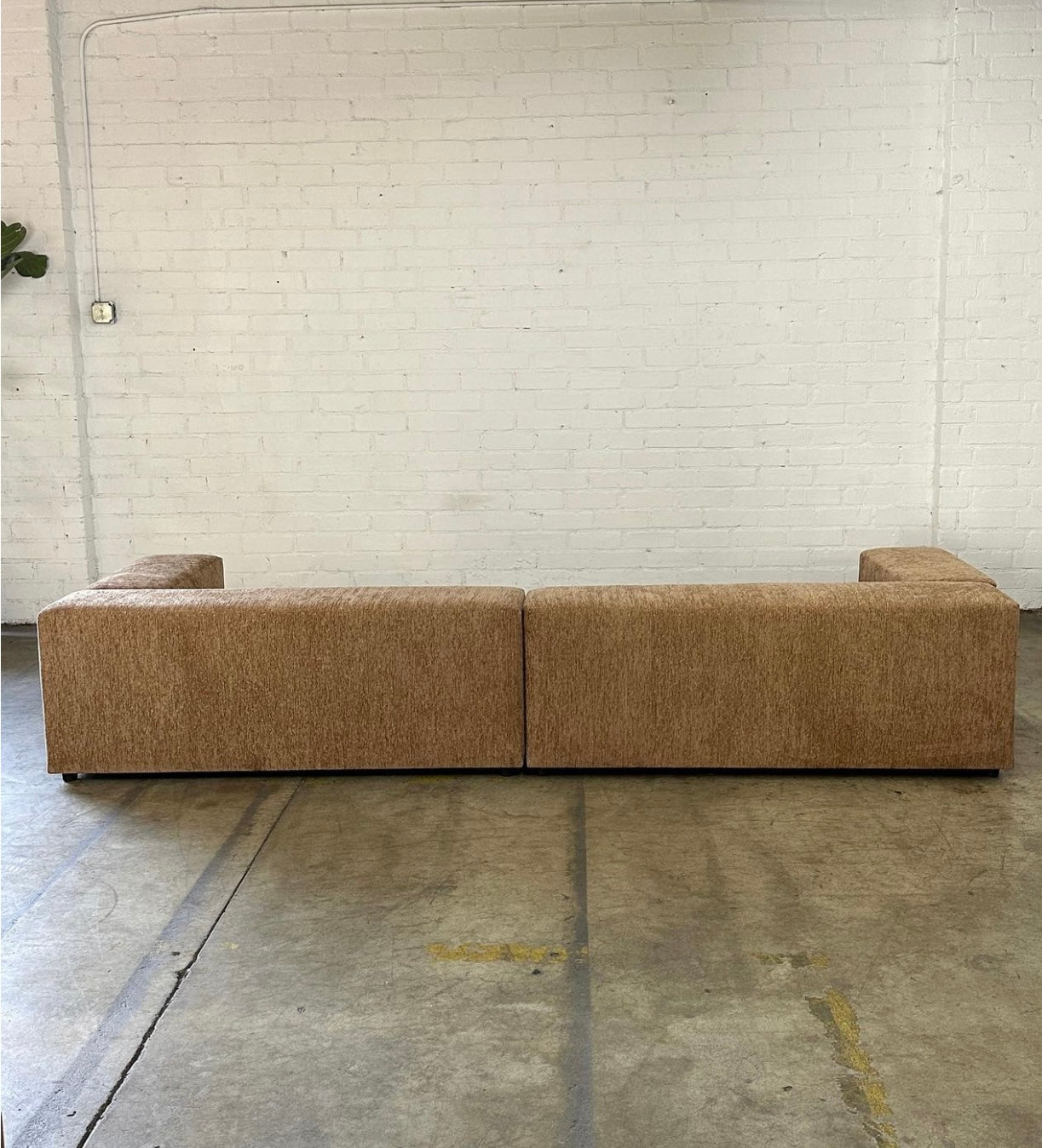 EXTRA LONG CUSTOM MADE MODULAR SOFA COUCH 122”